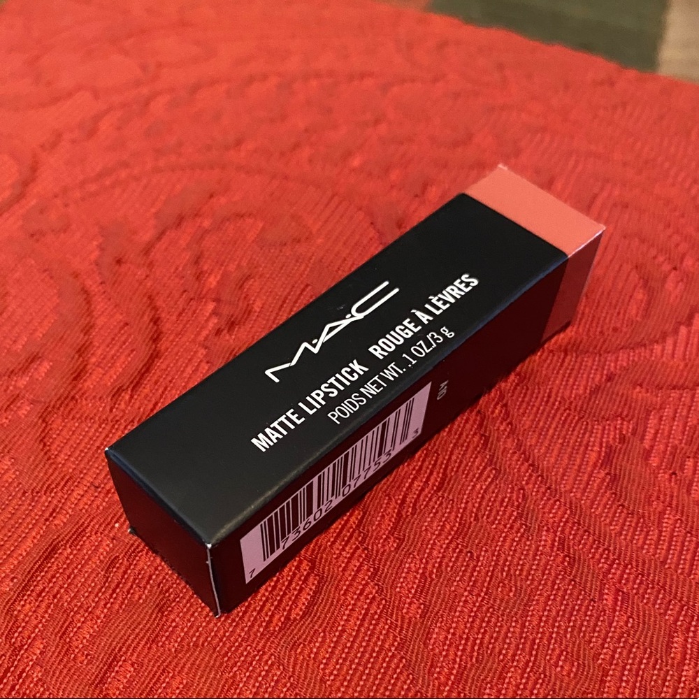 Mac matte lipstick